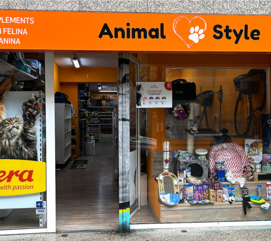 Animal Style Montserrat