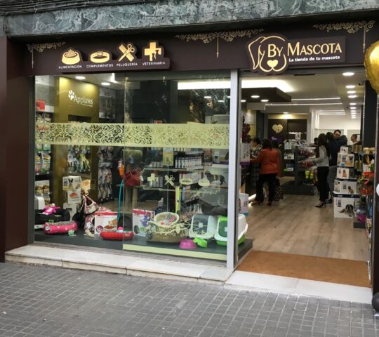 By Mascota Maragall Barcelona – Botiga Mascotes, Consulta Veterinària, Perruqueria Canina