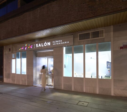 Clínica Veterinaria Salón