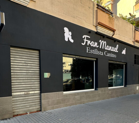 Fran Manuel Groomer