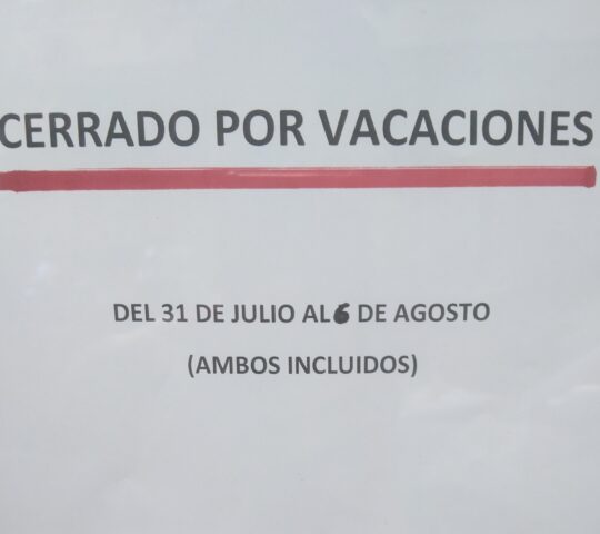 MÁS QUE BURBUJAS (AUTOLAVADO DE MASCOTAS)